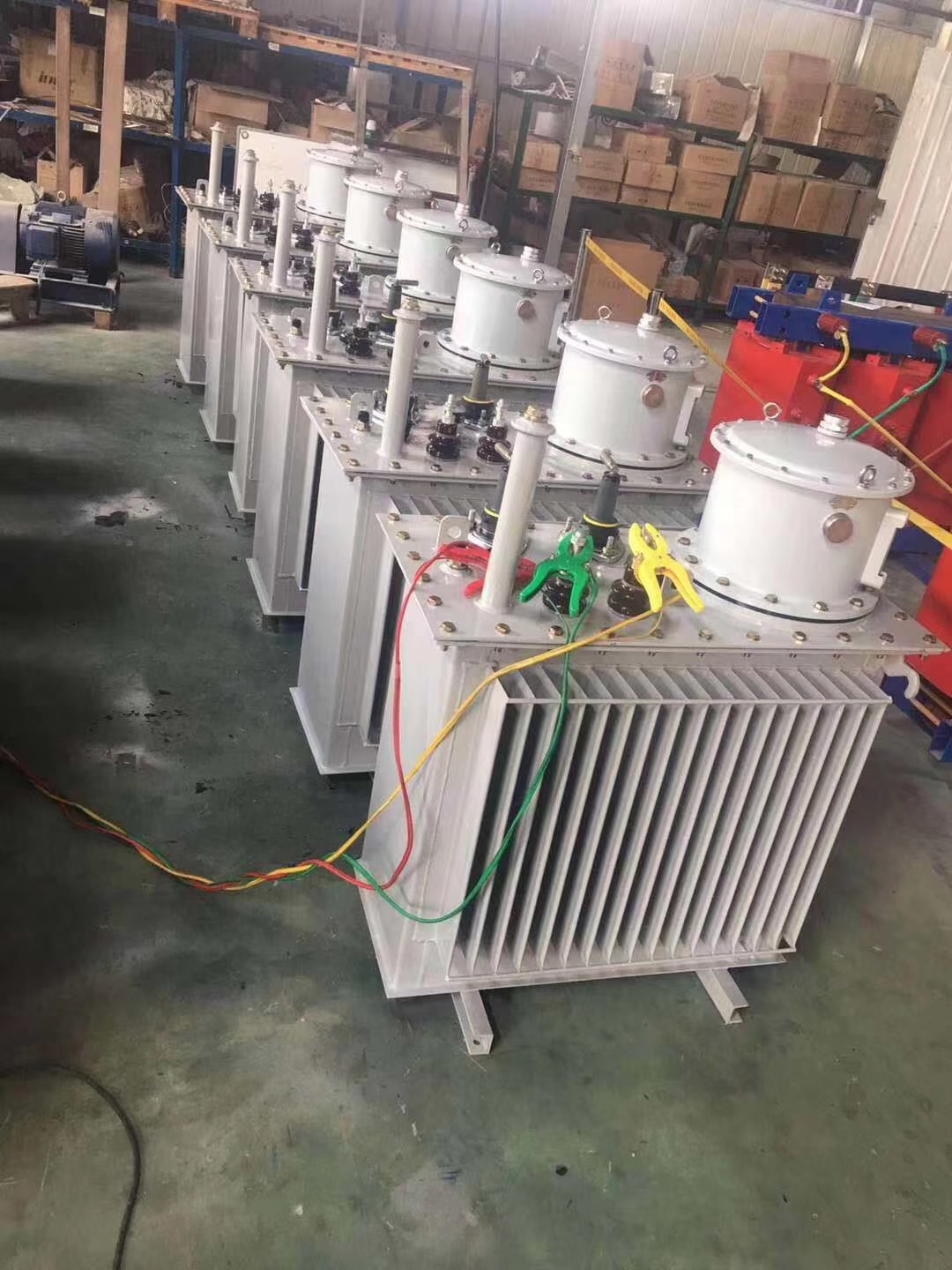 有載調容變壓器